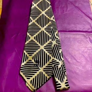 3/$20.  CONTESS Wara Tie